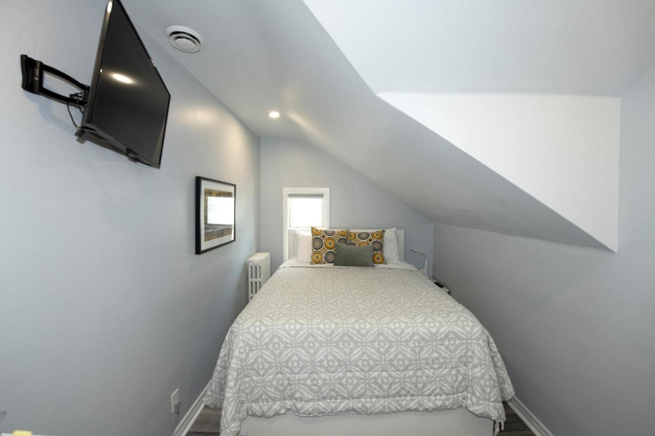 Double Room with Private External Bathroom,1003417797:JPEG