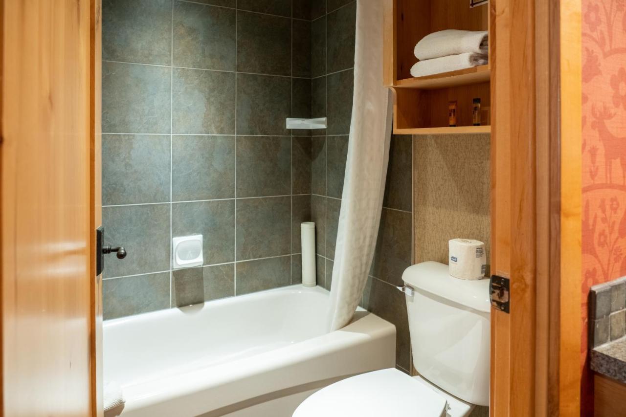 Superior Two-Bedroom Suite,1007825506:JPEG