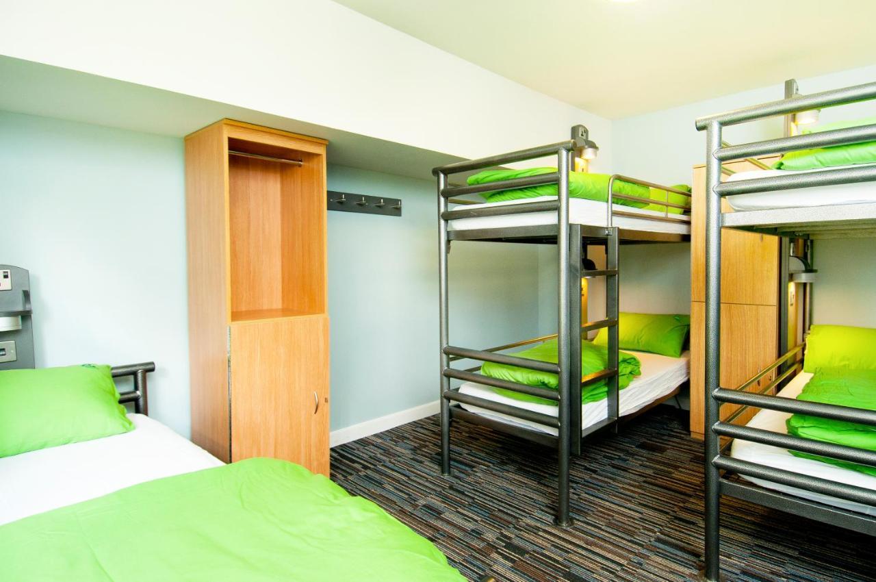 5 Bed Private Room Shared Bathroom