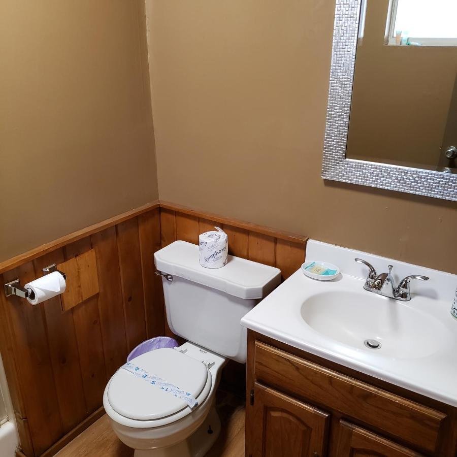 Deluxe Queen Studio