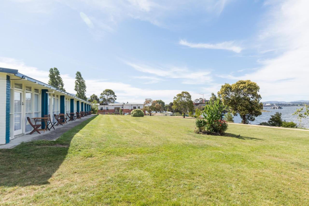 Double or Twin Room with River View - Ground Floor,1589321019:JPEG