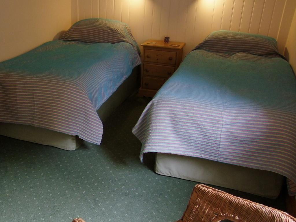 Suite with River View,110795415:JPEG