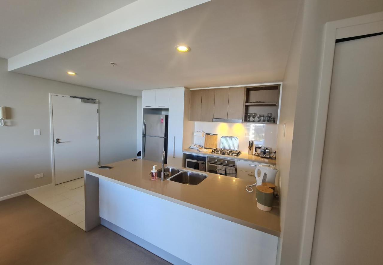 Two Bedroom Two Bathroom Apartment with Park View,1149818893:JPEG