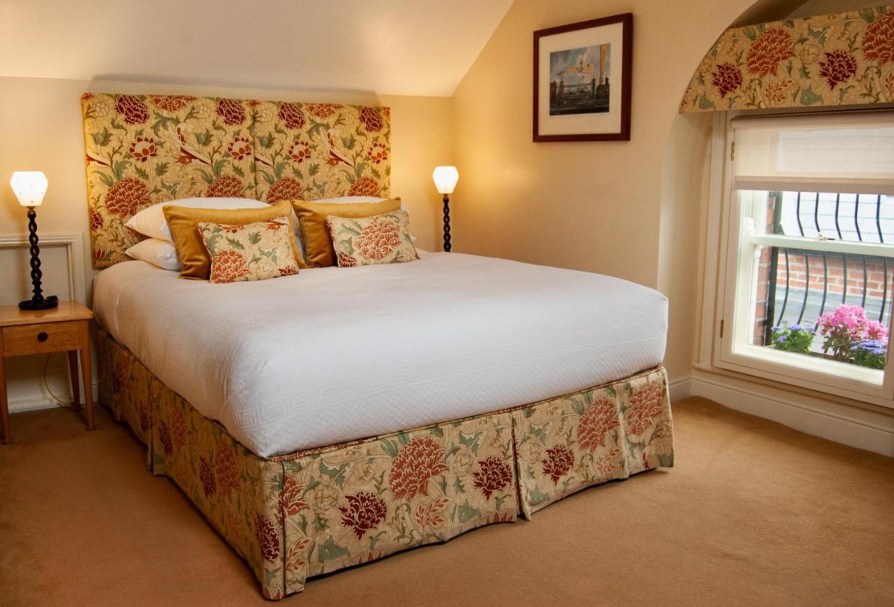 Deluxe Double Room with Bath