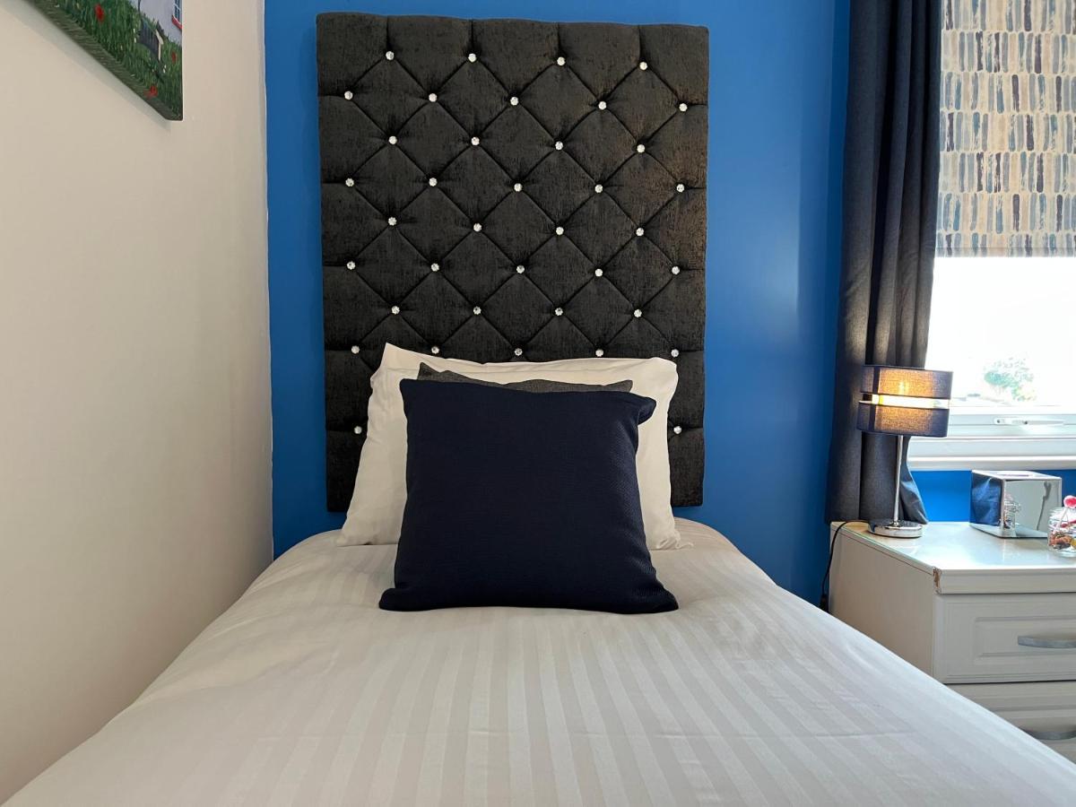Single Room,1199304613:JPEG