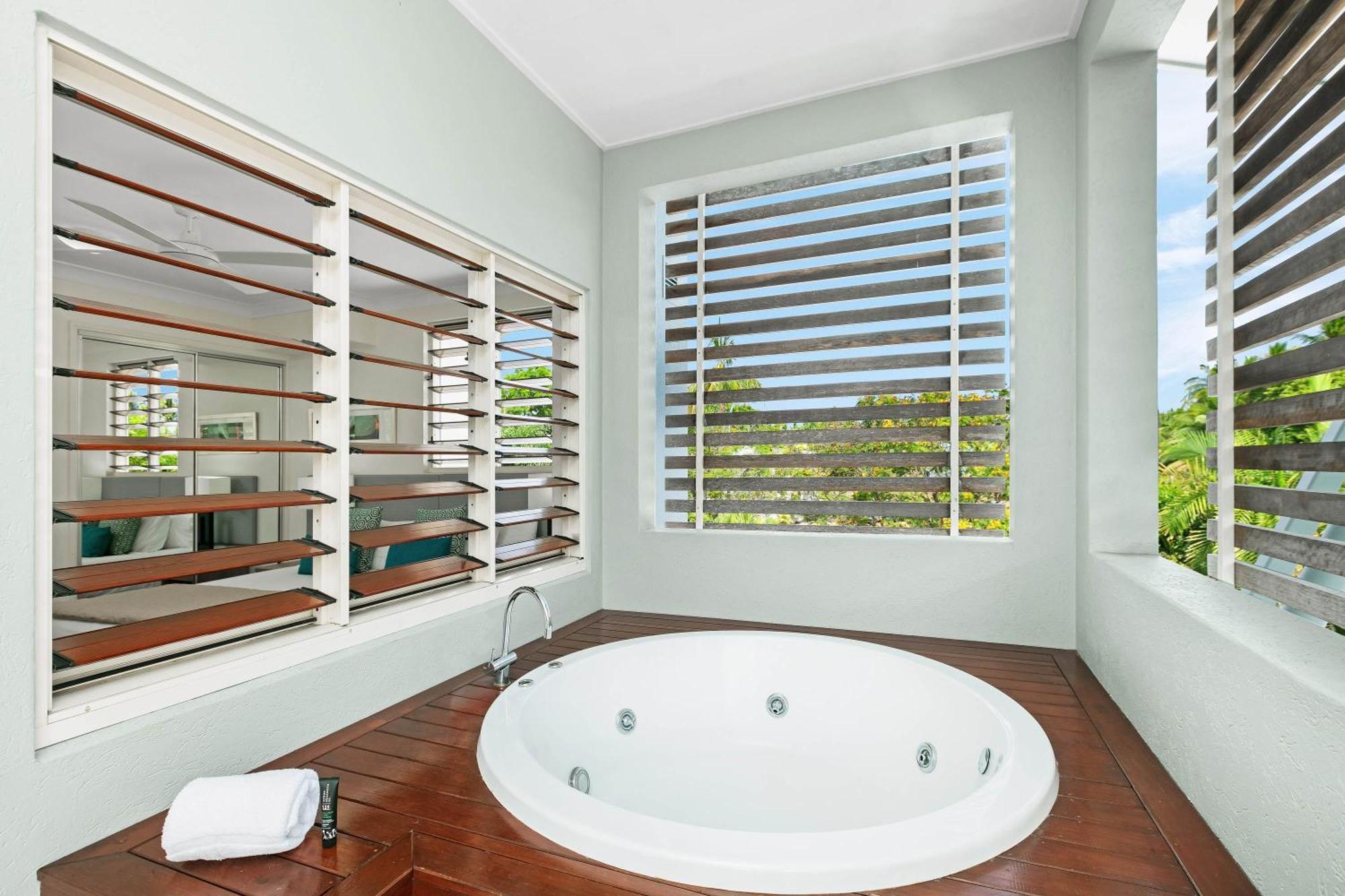 Two-Bedroom Swim Out,1212419104:JPEG