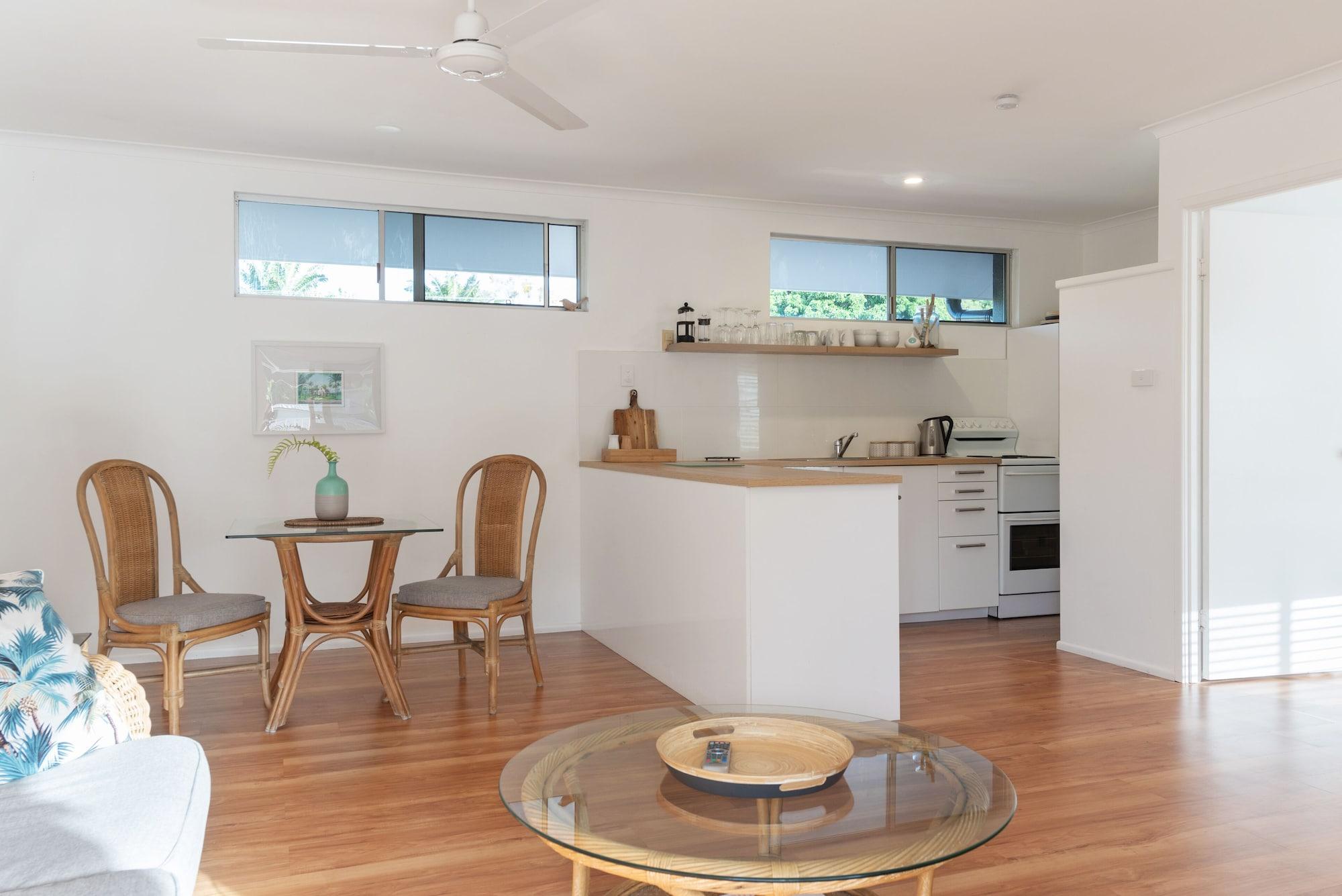 Superior One Bedroom Apartment,1212563623:JPEG