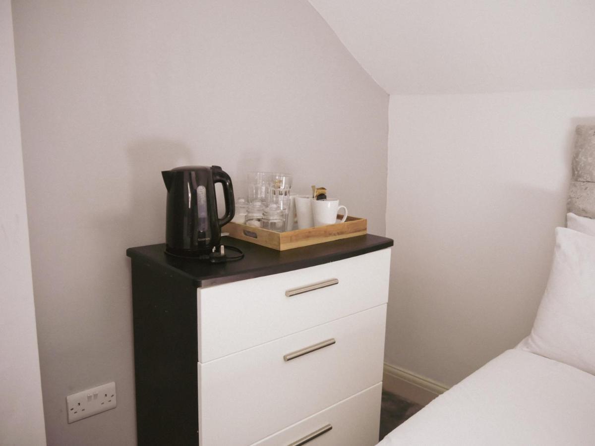 Quadruple Room with Private Bathroom