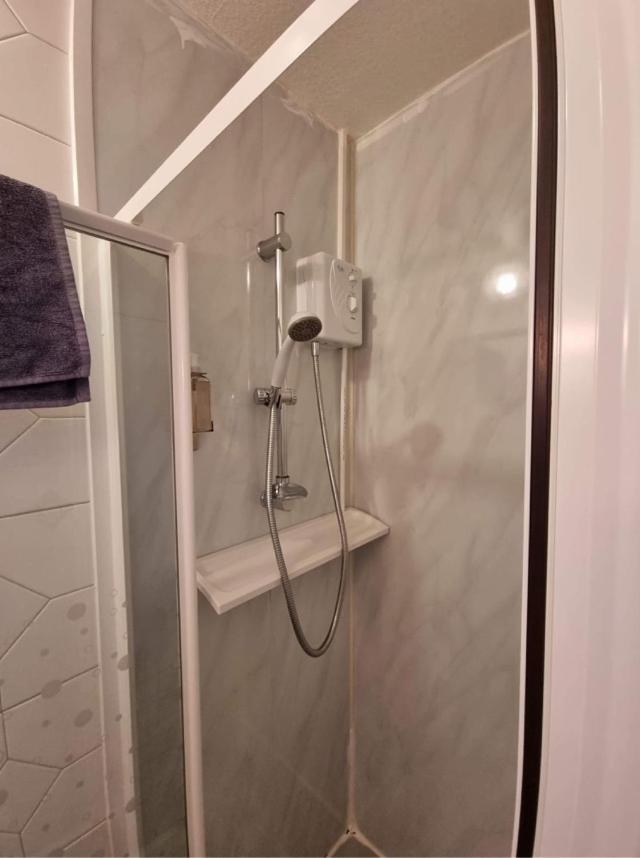 Double Room,1273425559:JPEG