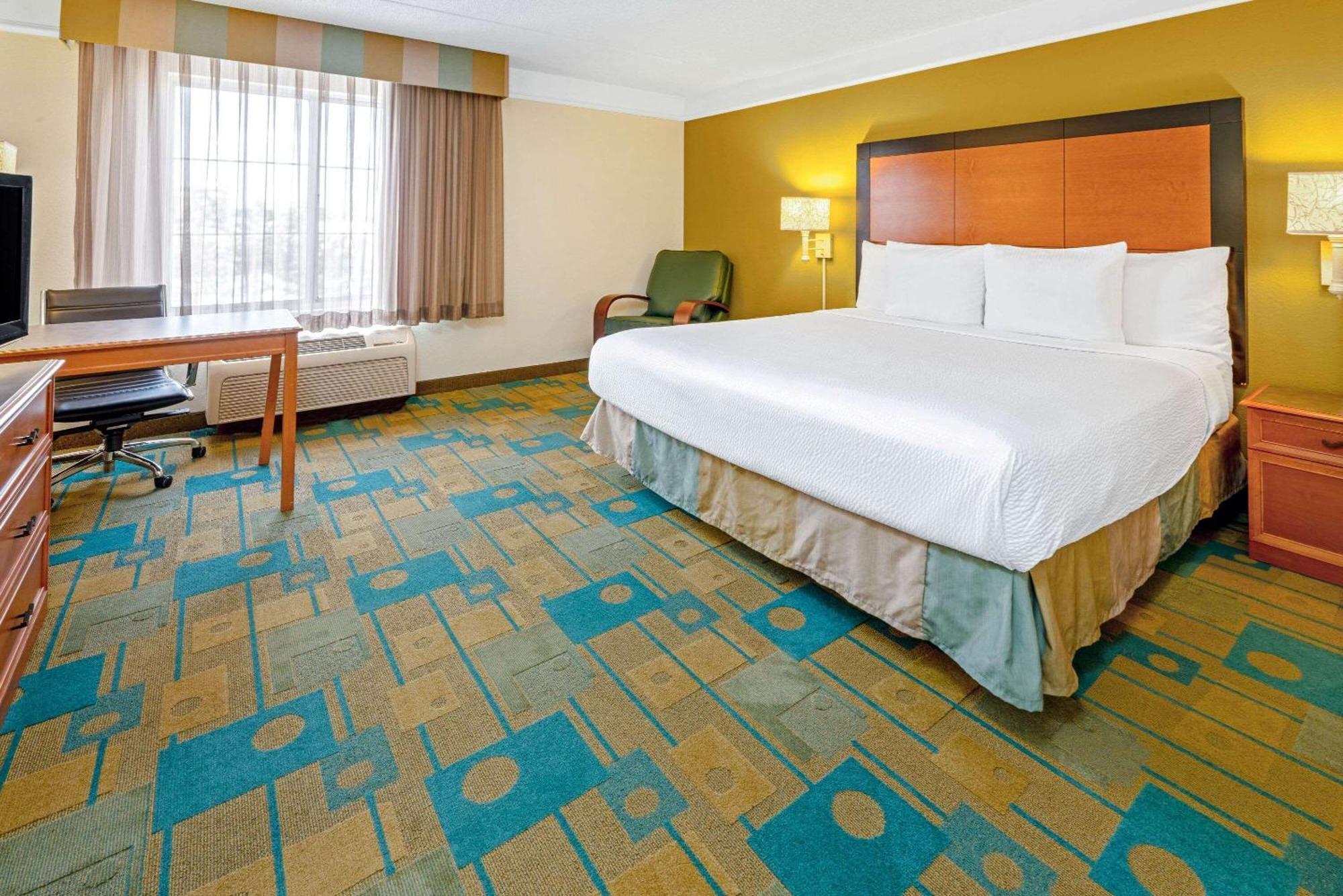 King Room - Mobility Access/Non-Smoking