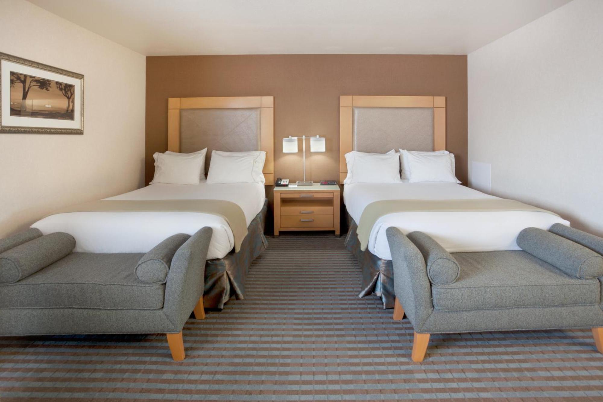 Standard Double Room Two Double Beds