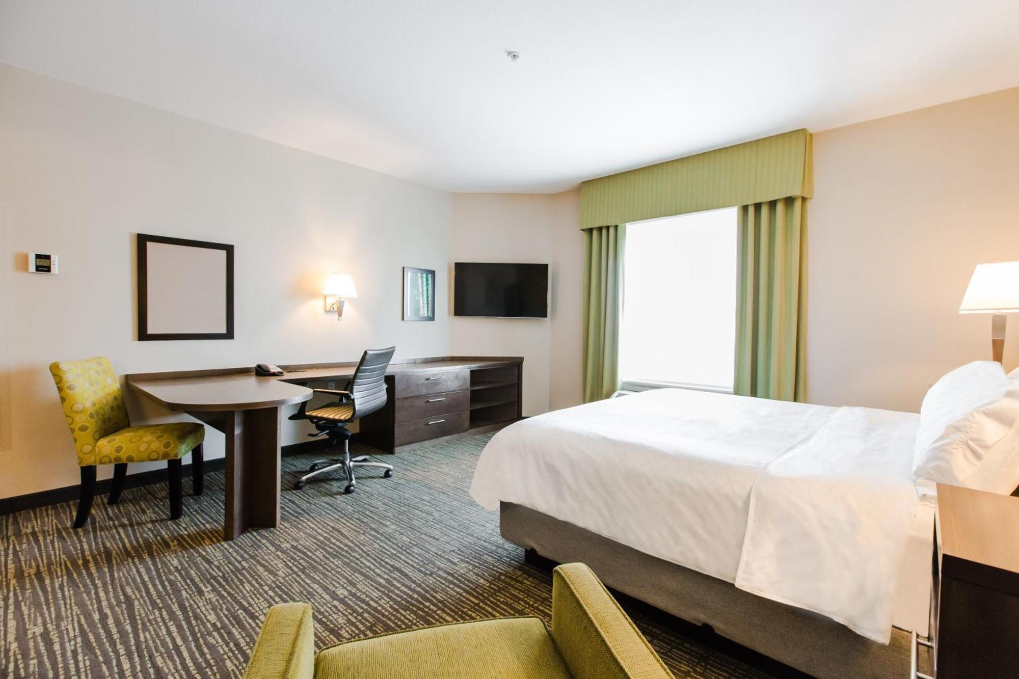 King Studio Suite with Shower - Non-Smoking,1284202819:JPEG