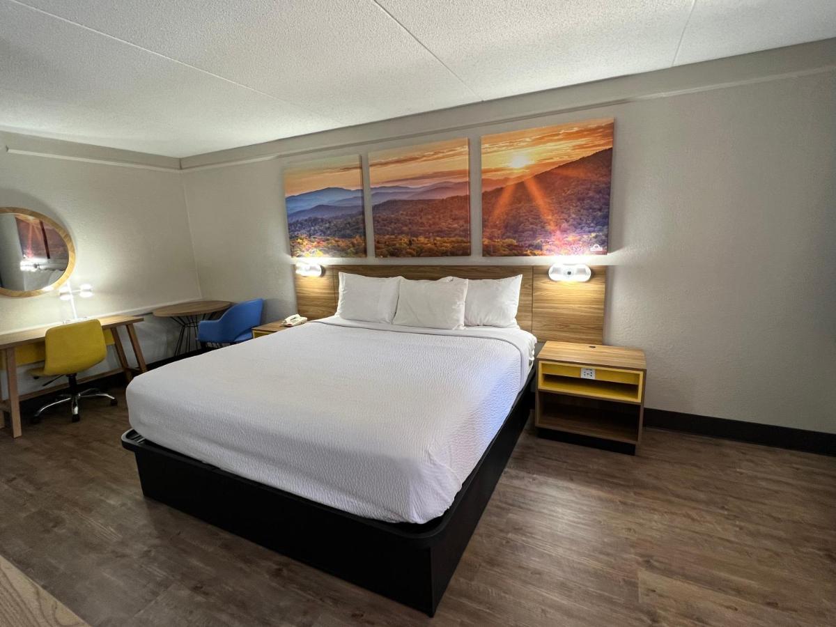 King Room - Disability Access/Smoking