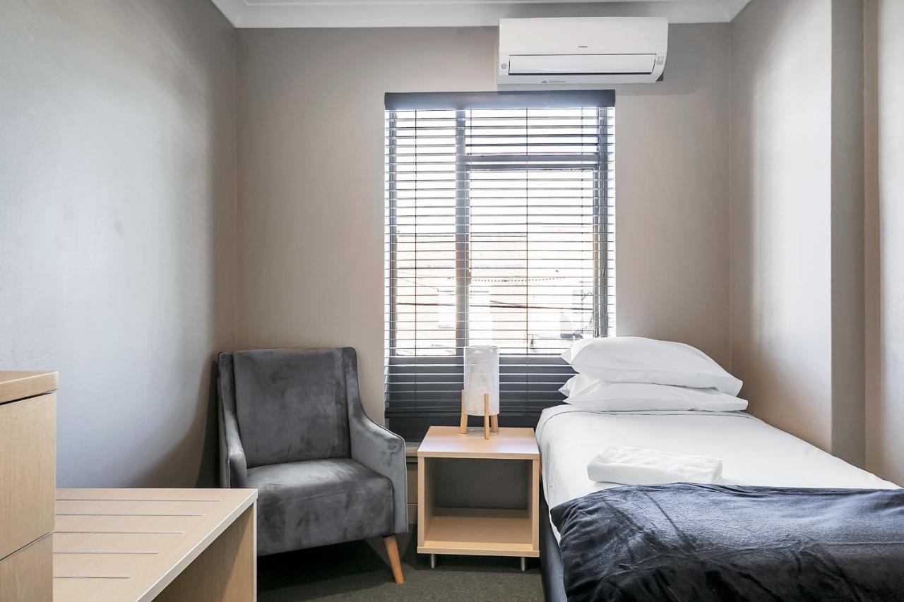 Standard Single Room with Shared Bathroom