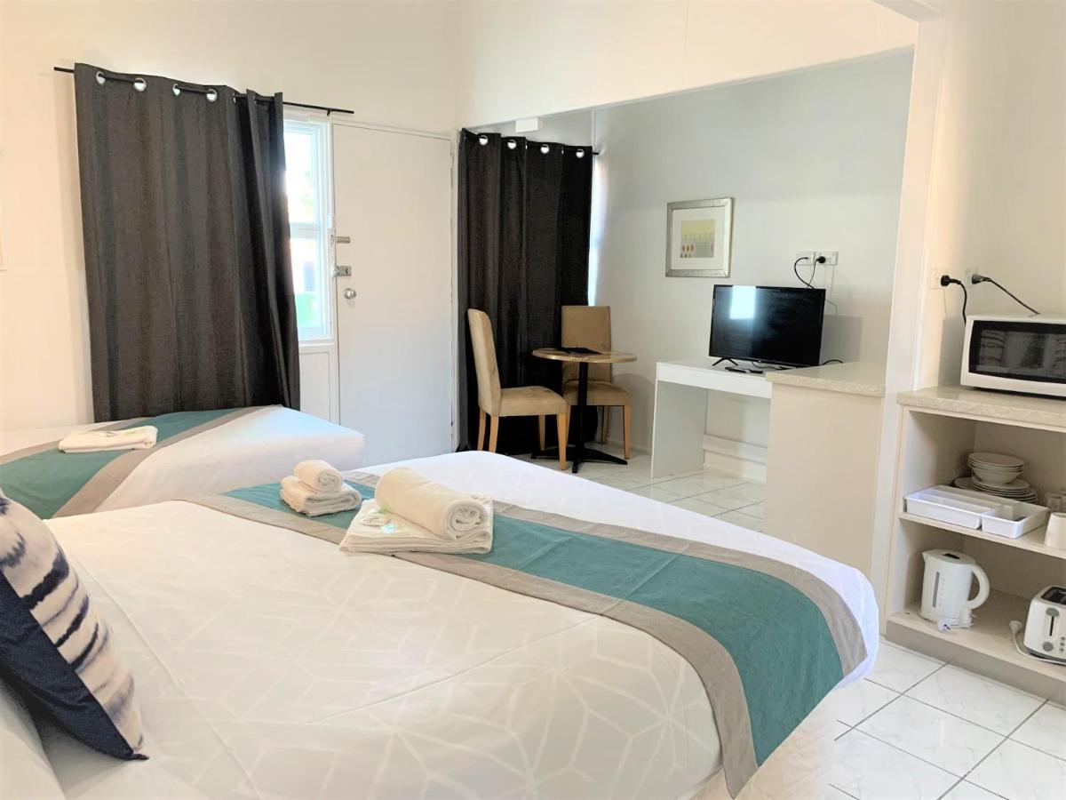 Triple Room,1318943446:JPEG