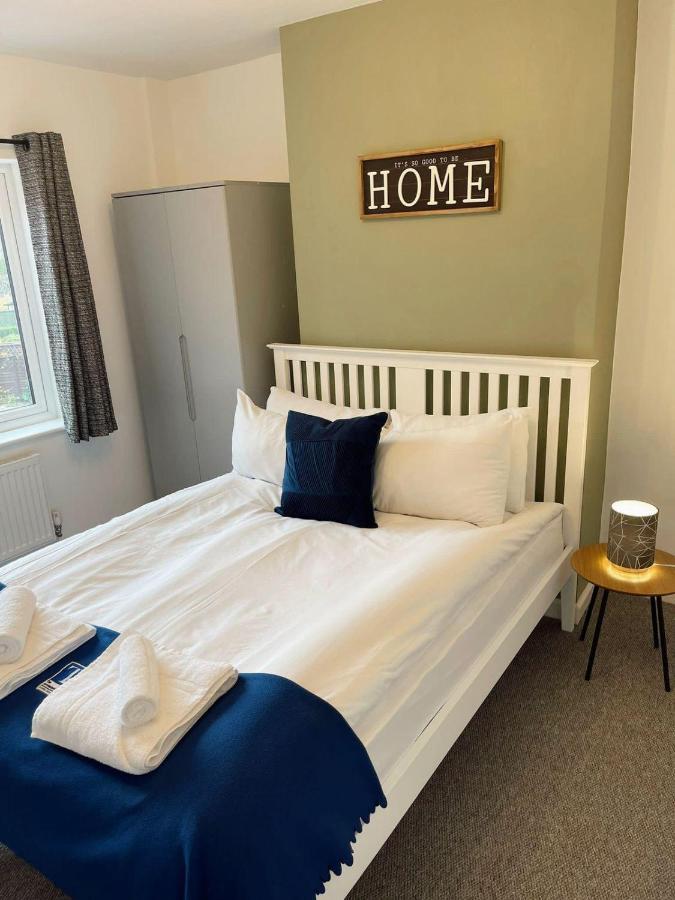 Large Double Room,1319505556:JPEG