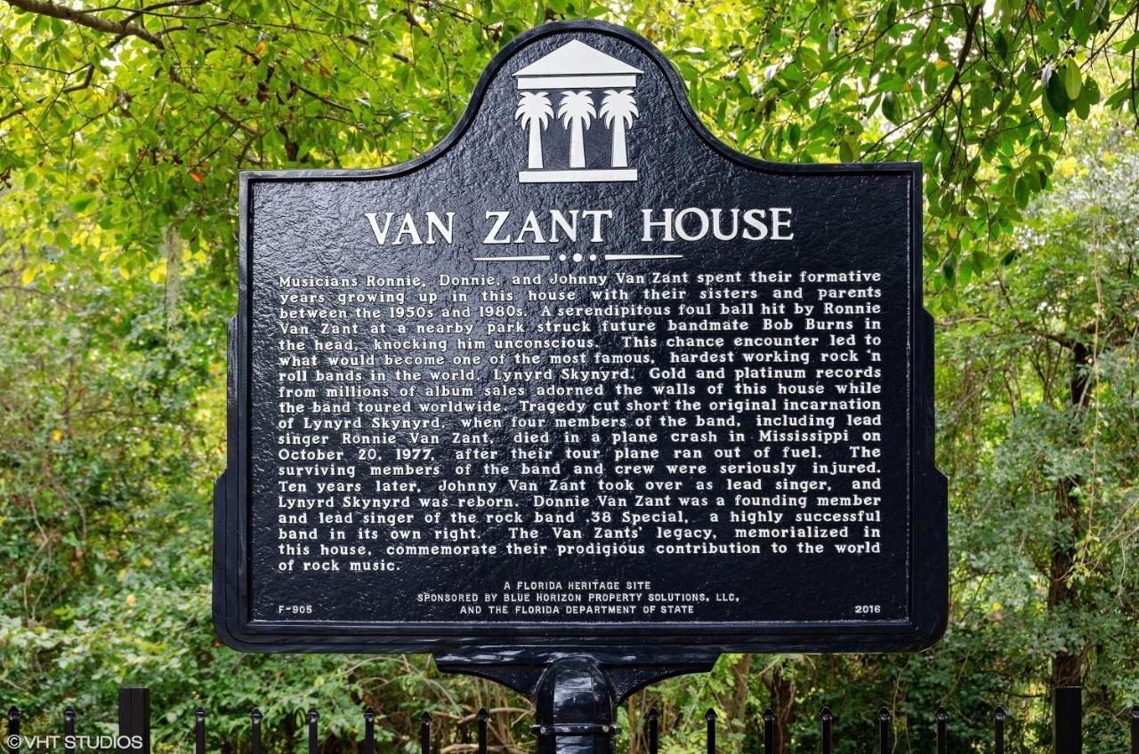 The Van Zant House Hideaway