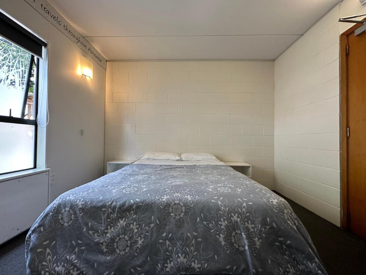 Double Room,1344619496:JPEG