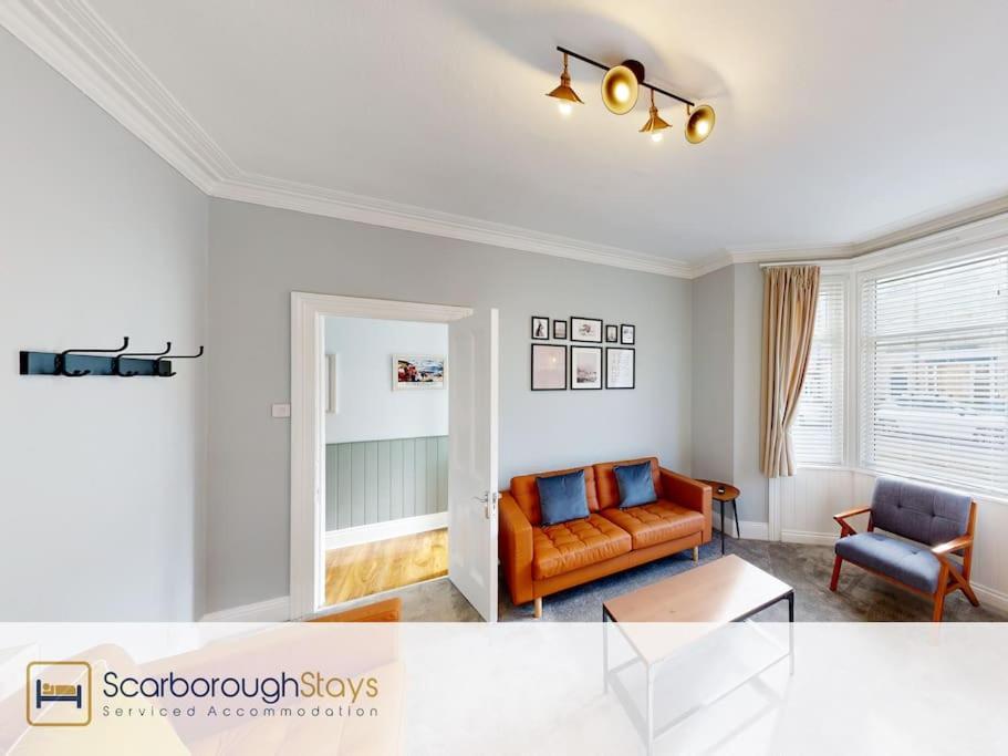 Five-Bedroom House,1359868091:JPEG