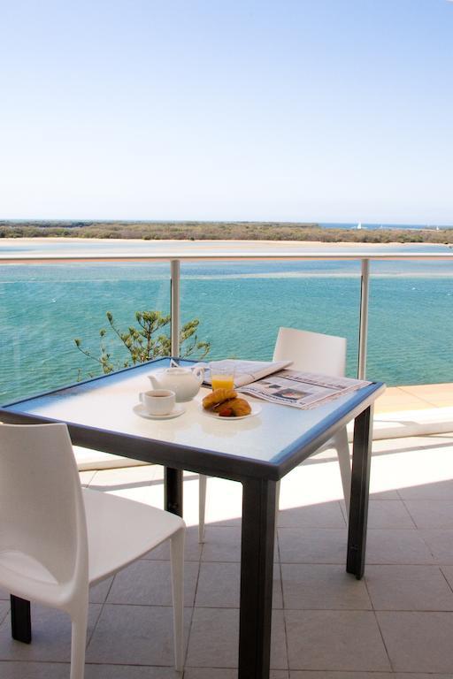 One-Bedroom Apartment with Water View