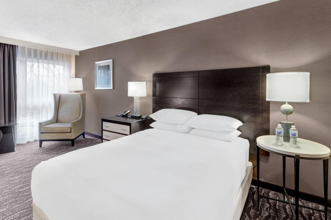 Guest room, 1 Queen,1543132156:JPEG