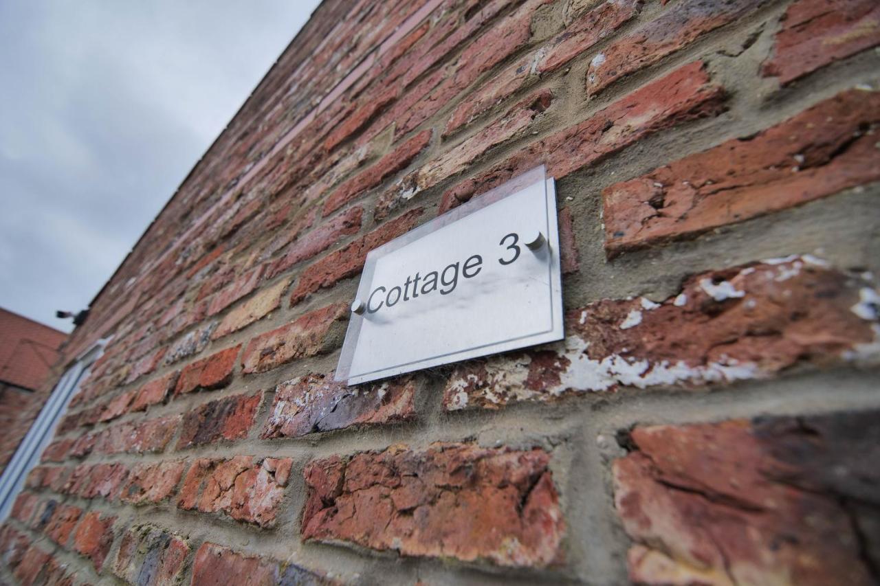 Cottage 3,1377705371:JPEG
