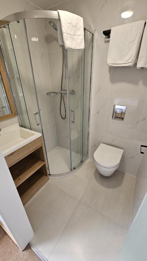 King Room,1412911148:JPEG
