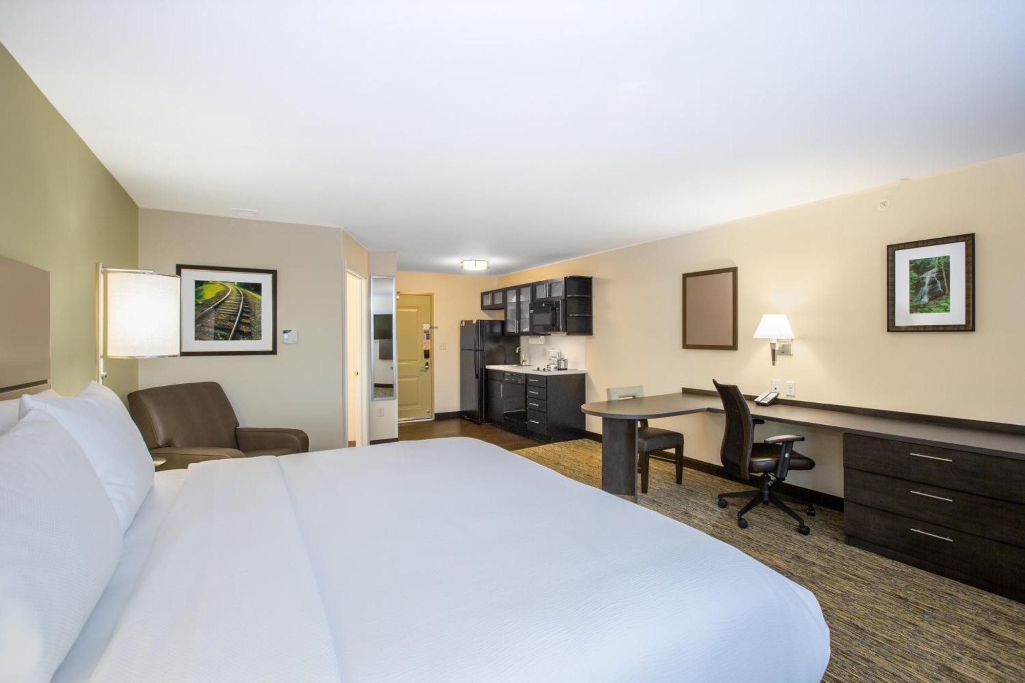 King Studio Suite