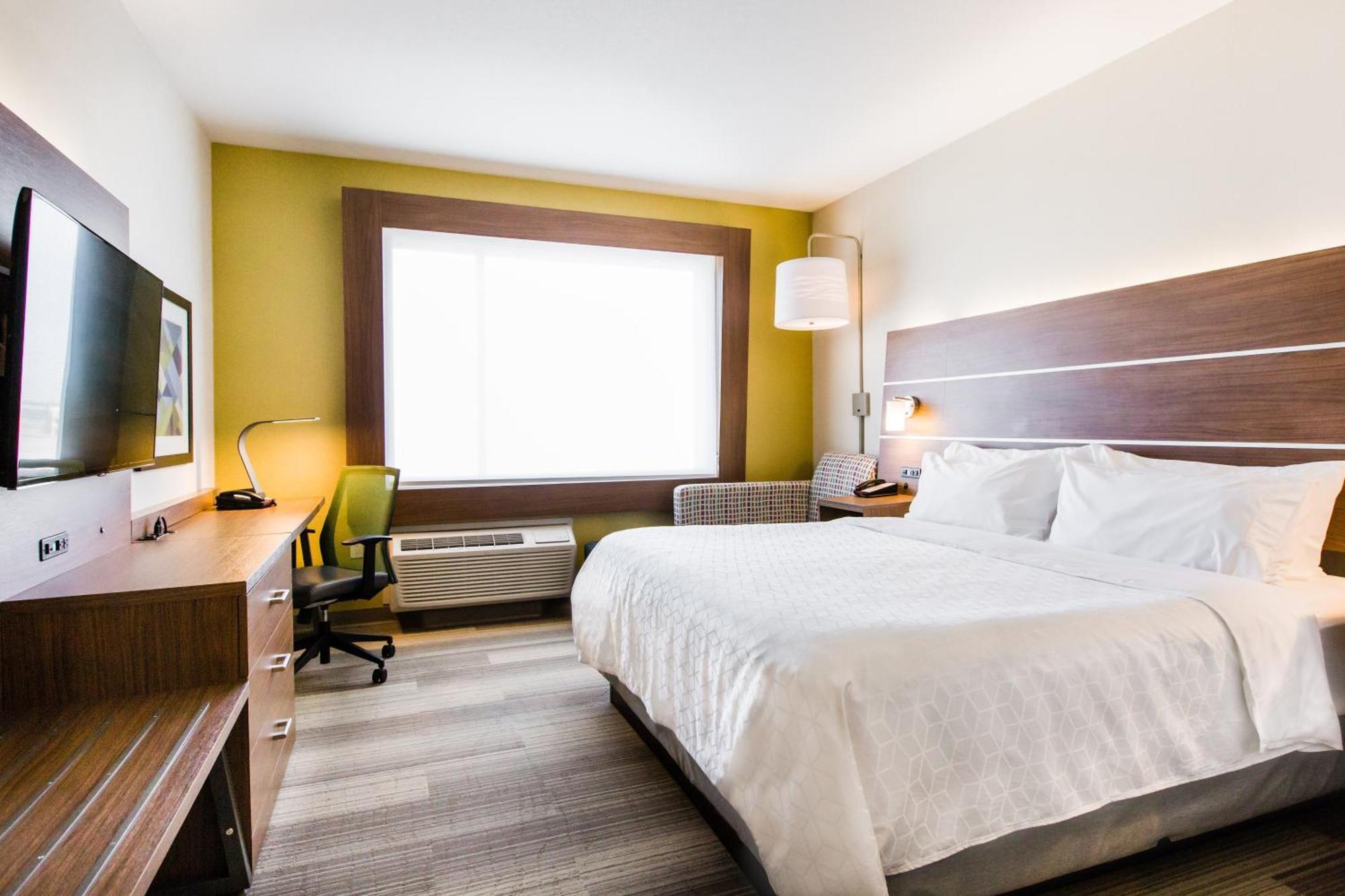 Superior King Room,1458367600:JPEG