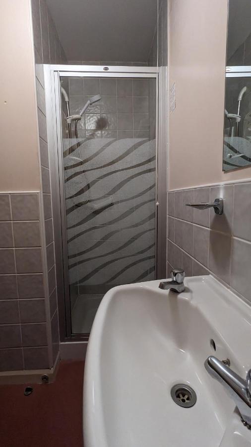 Budget Single Room