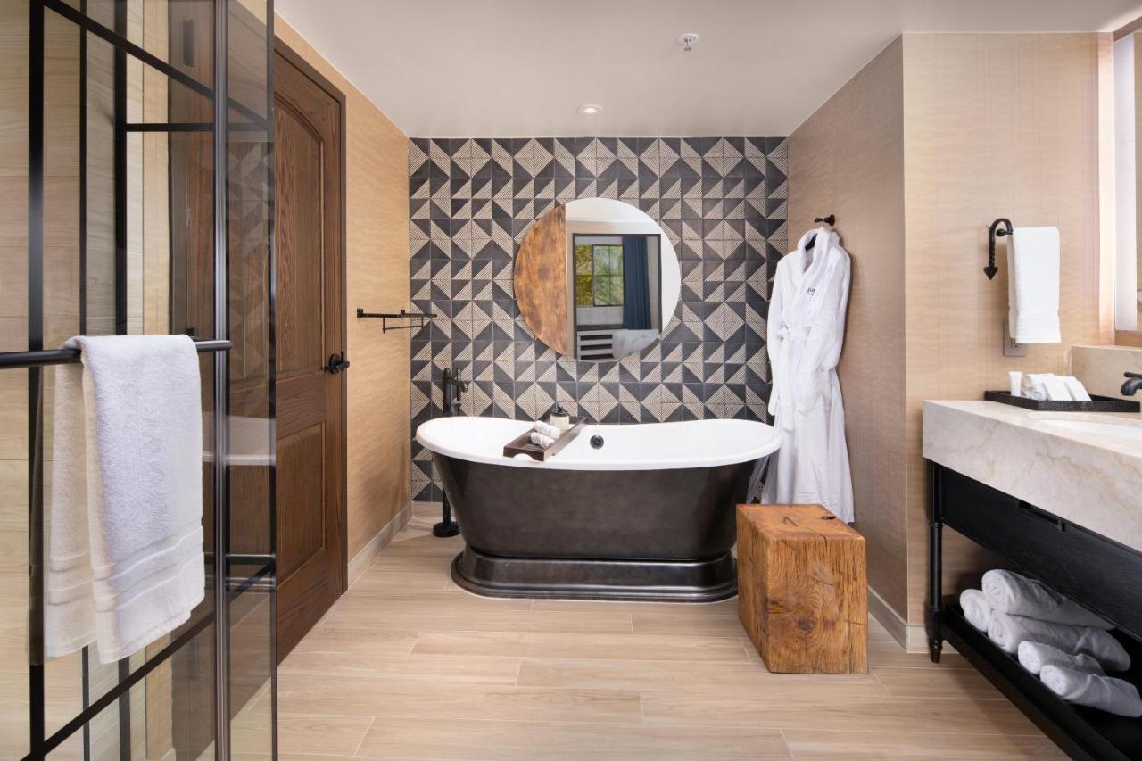Luxe Lodge Suite,1498673398:JPEG