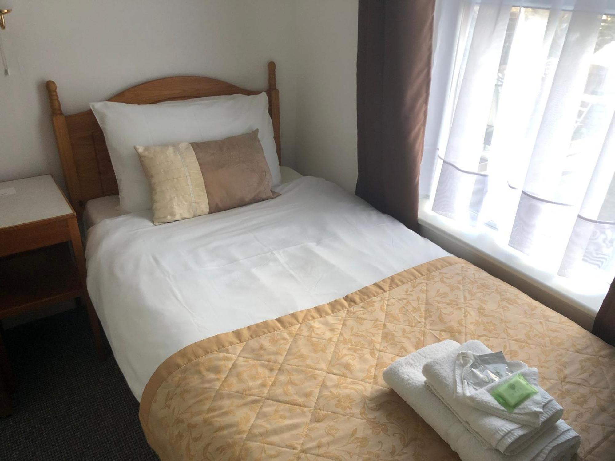 Single Room with Private Bathroom