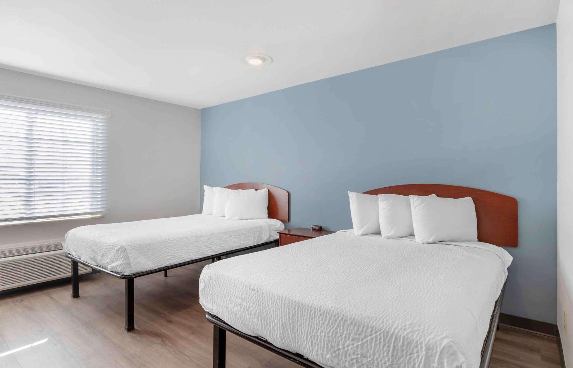 Double Room with Two Double Beds - Non-Smoking