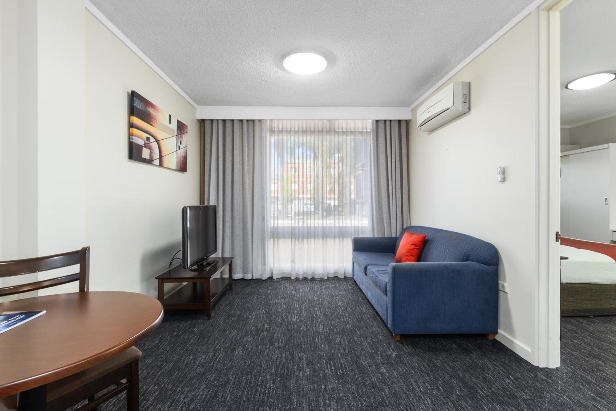 Standard Queen Room