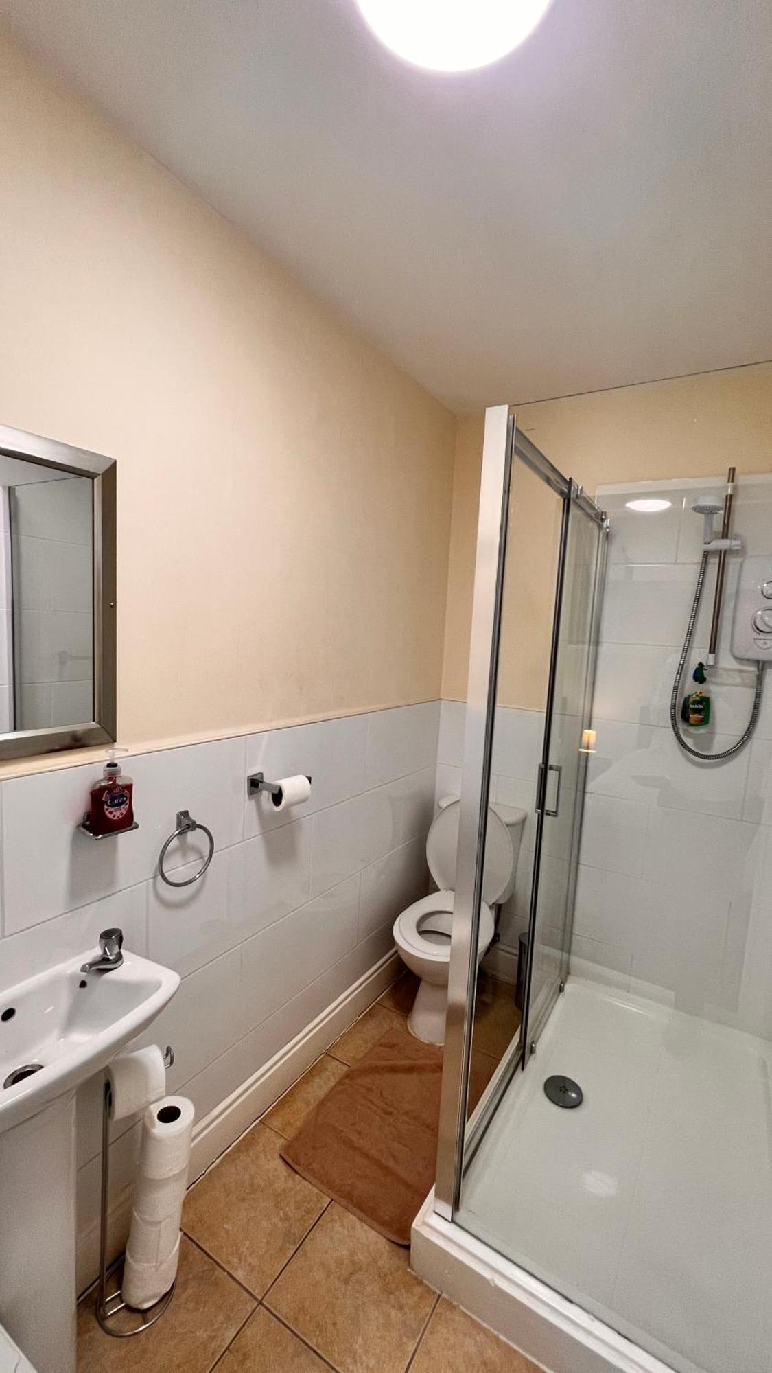 Triple Room with Shower,1551135226:JPEG