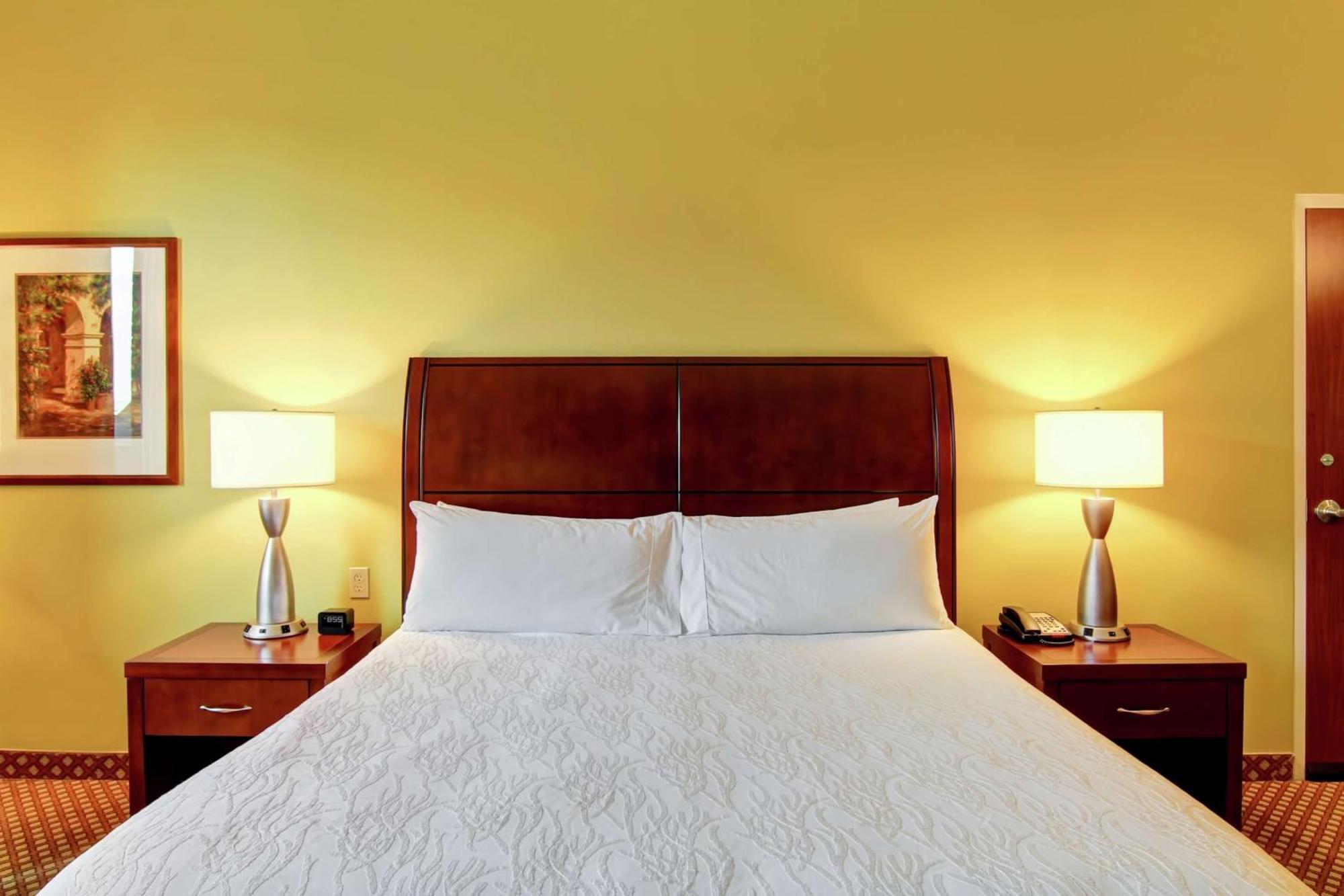 King Room with Tub - Mobility and Hearing Access,1551461398:JPEG