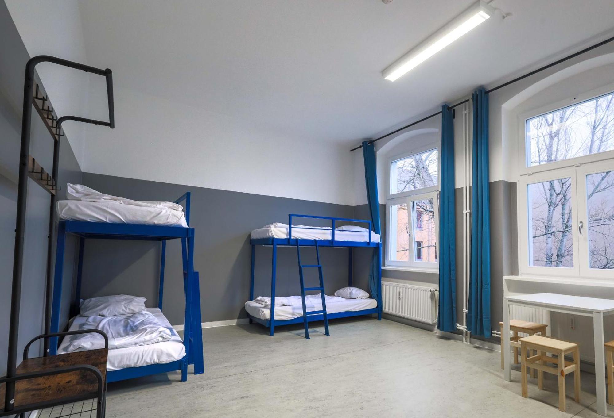 Comfort Bed 6-Bed Dormitory Room