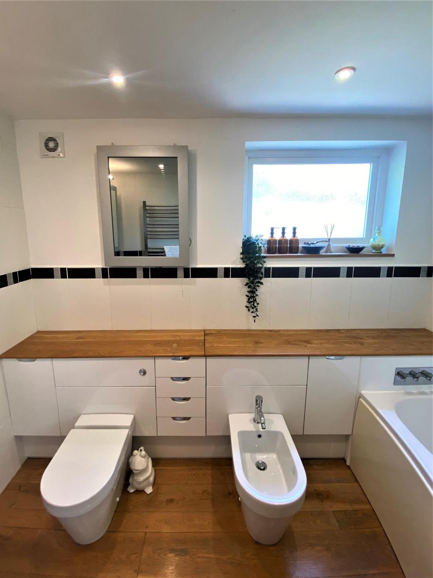 Two-Bedroom House,1552979254:JPEG