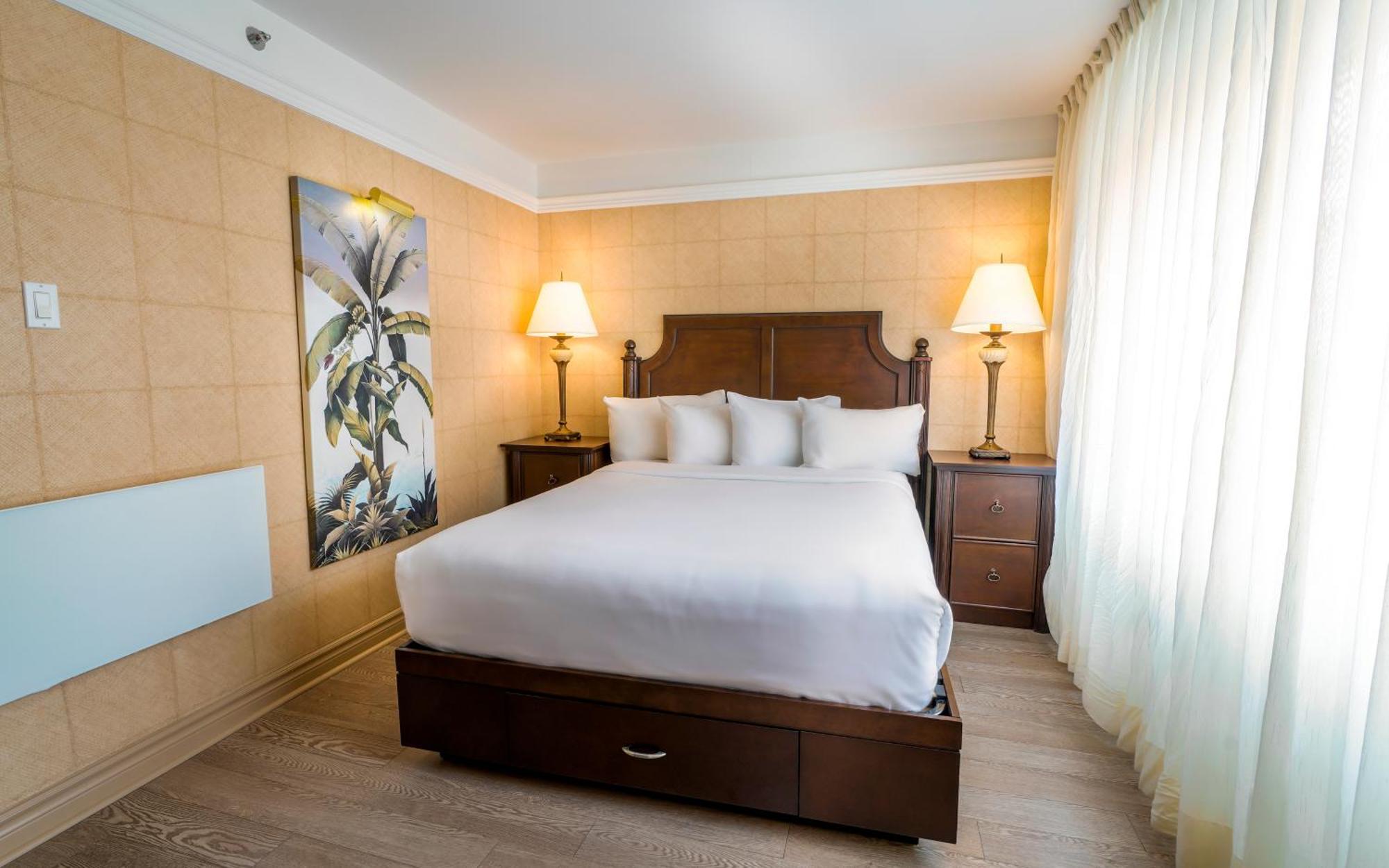 Junior Suite,1554745825:JPEG