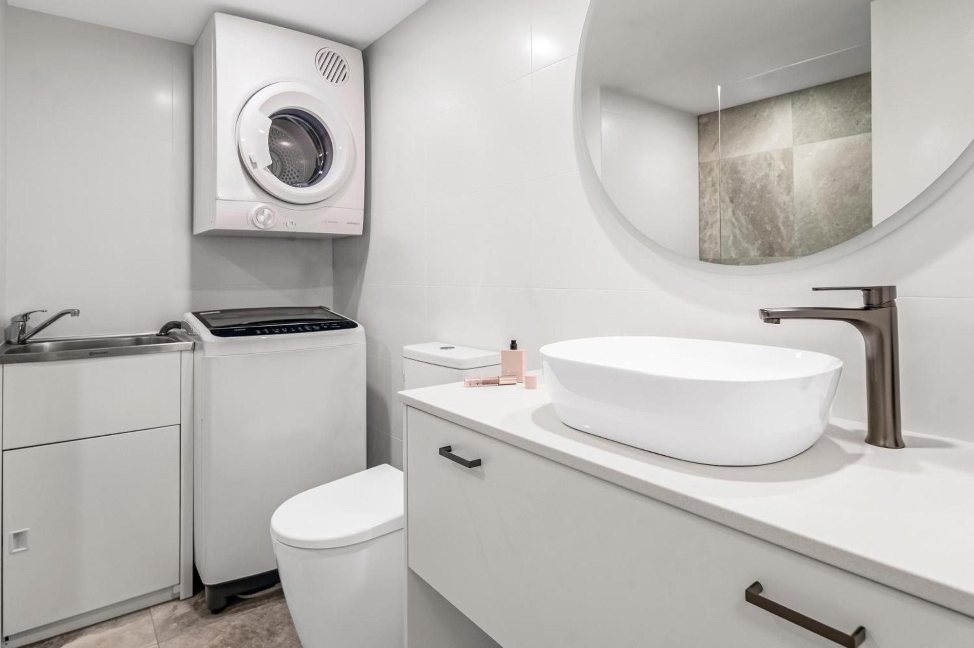 Two-Bedroom Deluxe with Ocean View