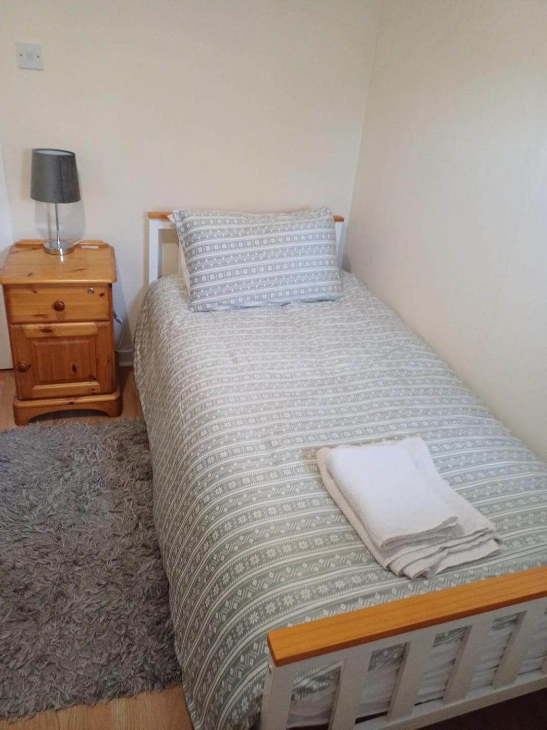 Single Room,1581856075:JPEG