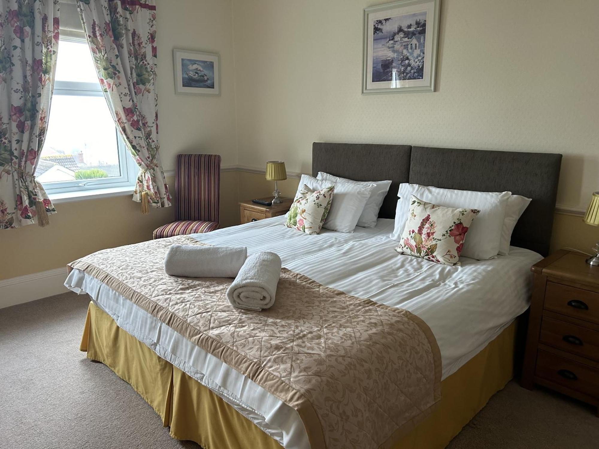 Superior King Room