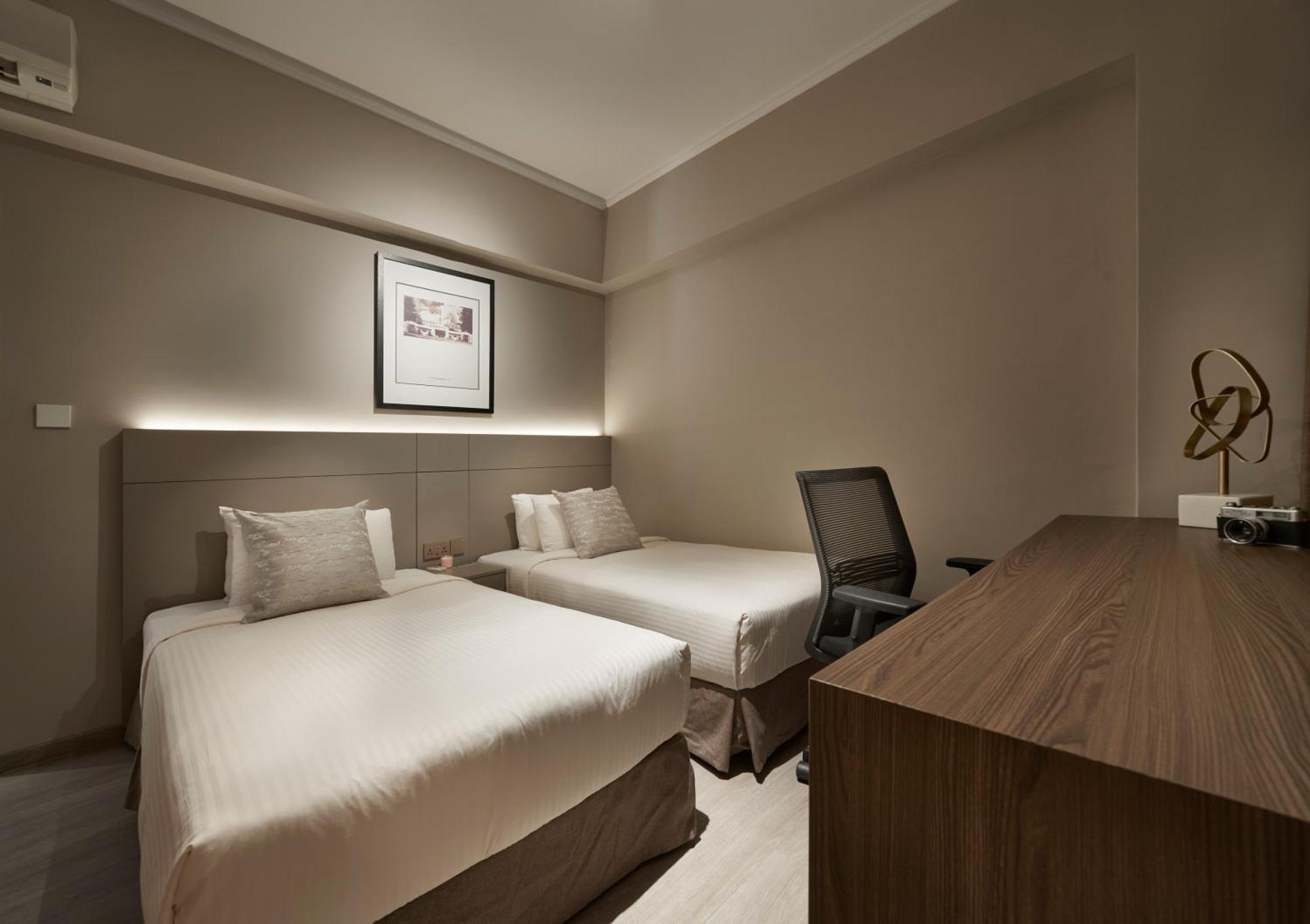 Three-Bedroom Superior Apartment,1597587368:JPEG