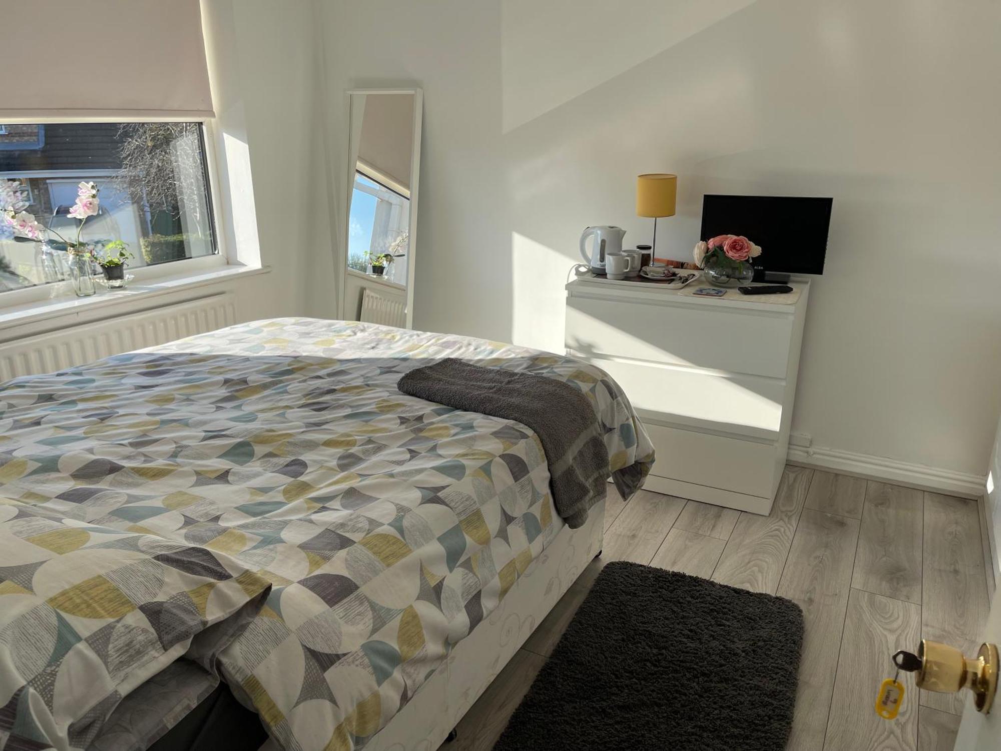 Double Room,1598971217:JPEG