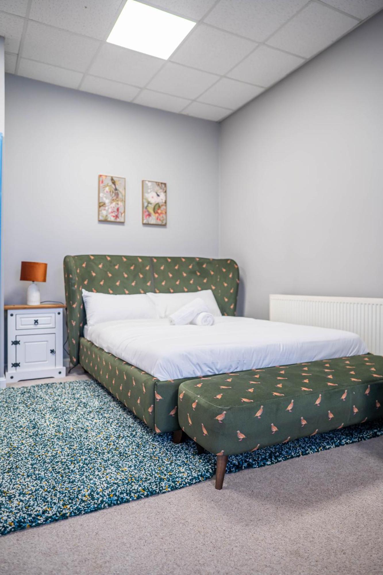 Deluxe Family Room