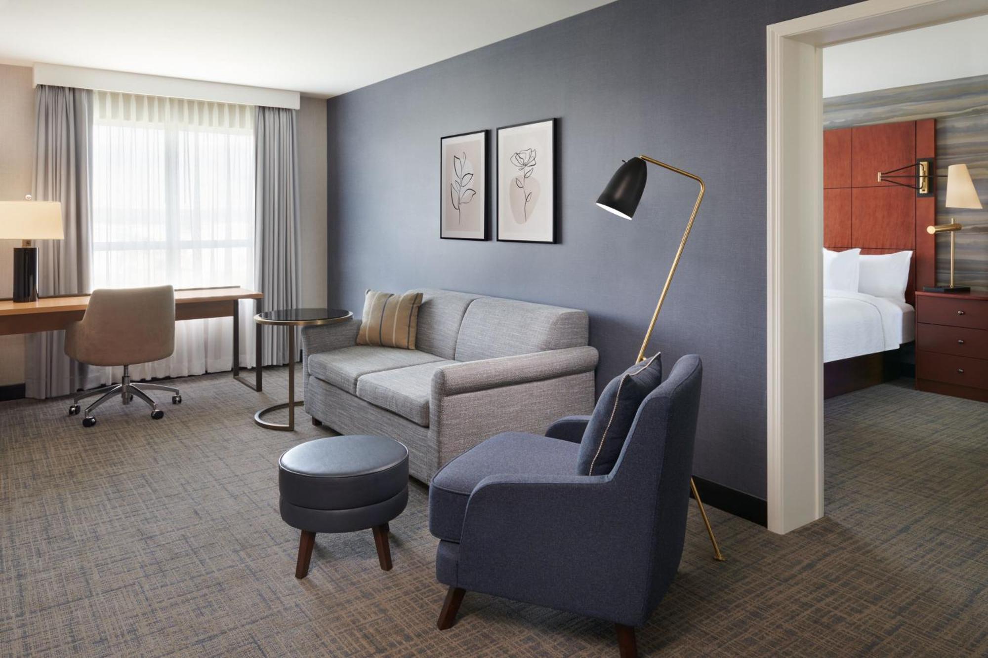 Two-Bedroom Suite,1606562886:JPEG
