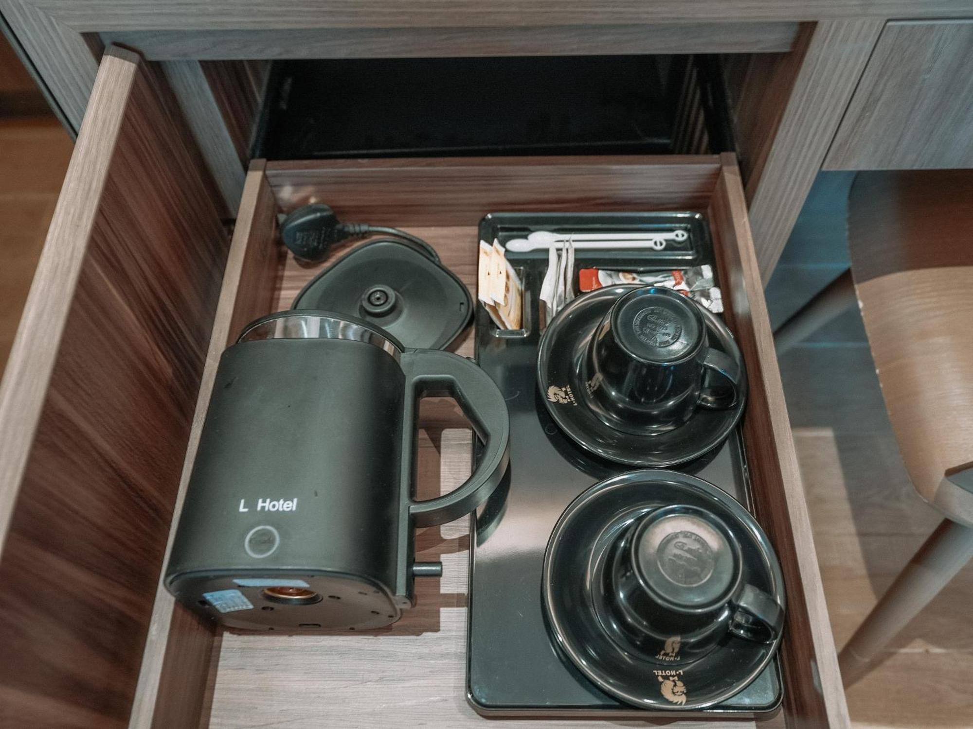 Deluxe Double, Window,1606845552:JPEG