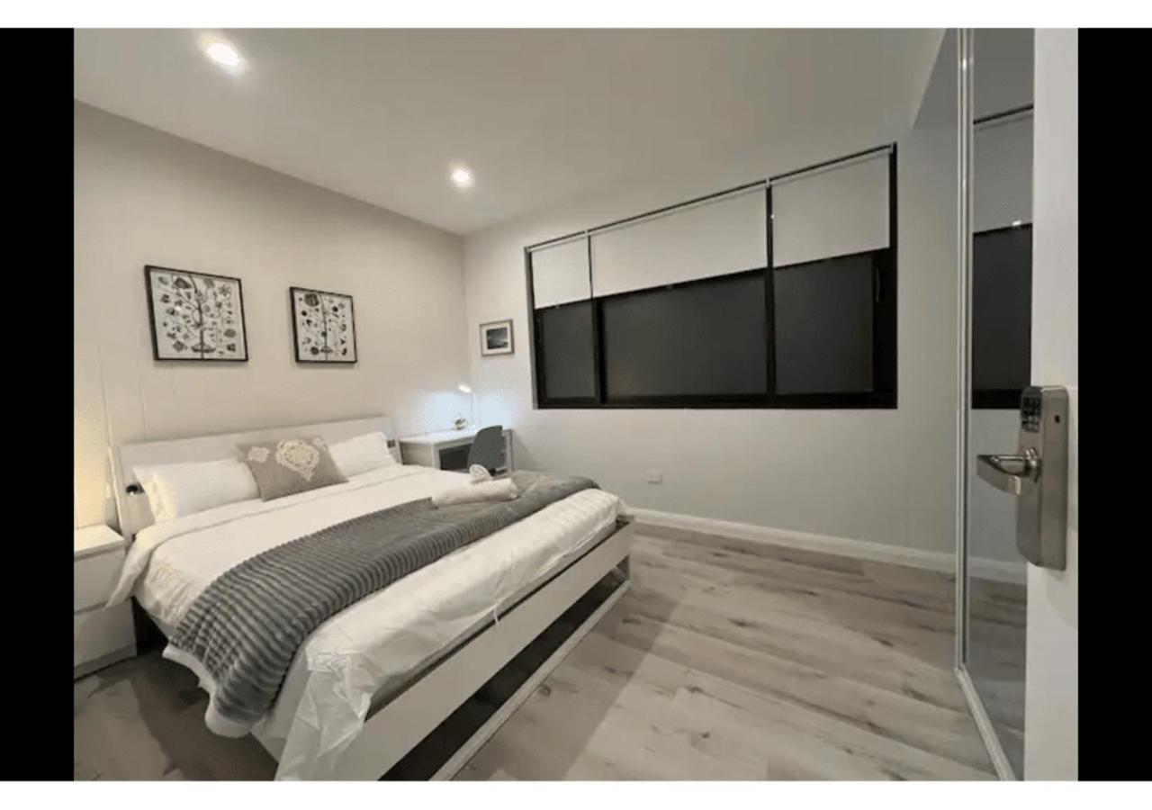 Double or Twin Room with Private Bathroom
