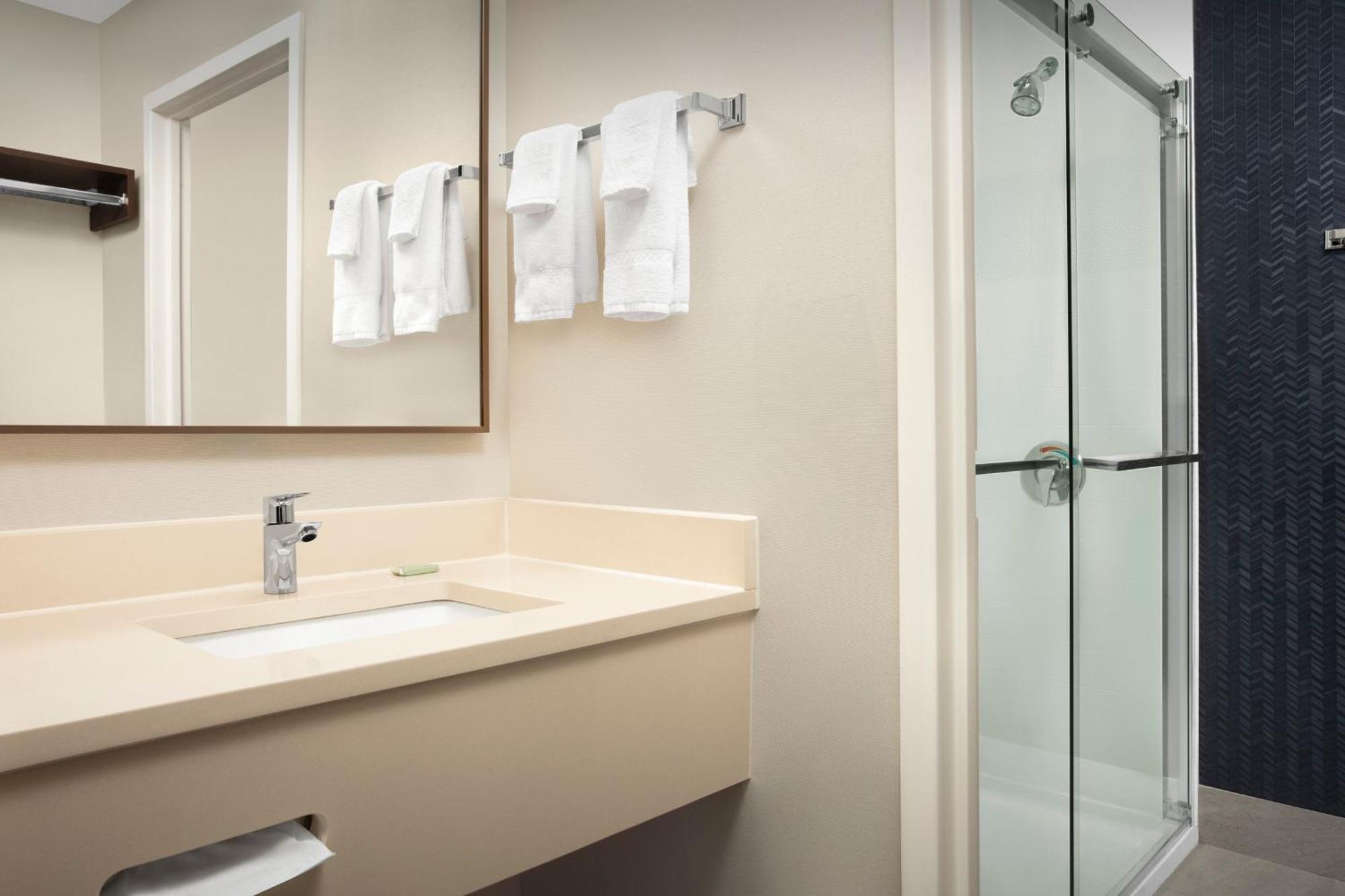 King Room with Shower