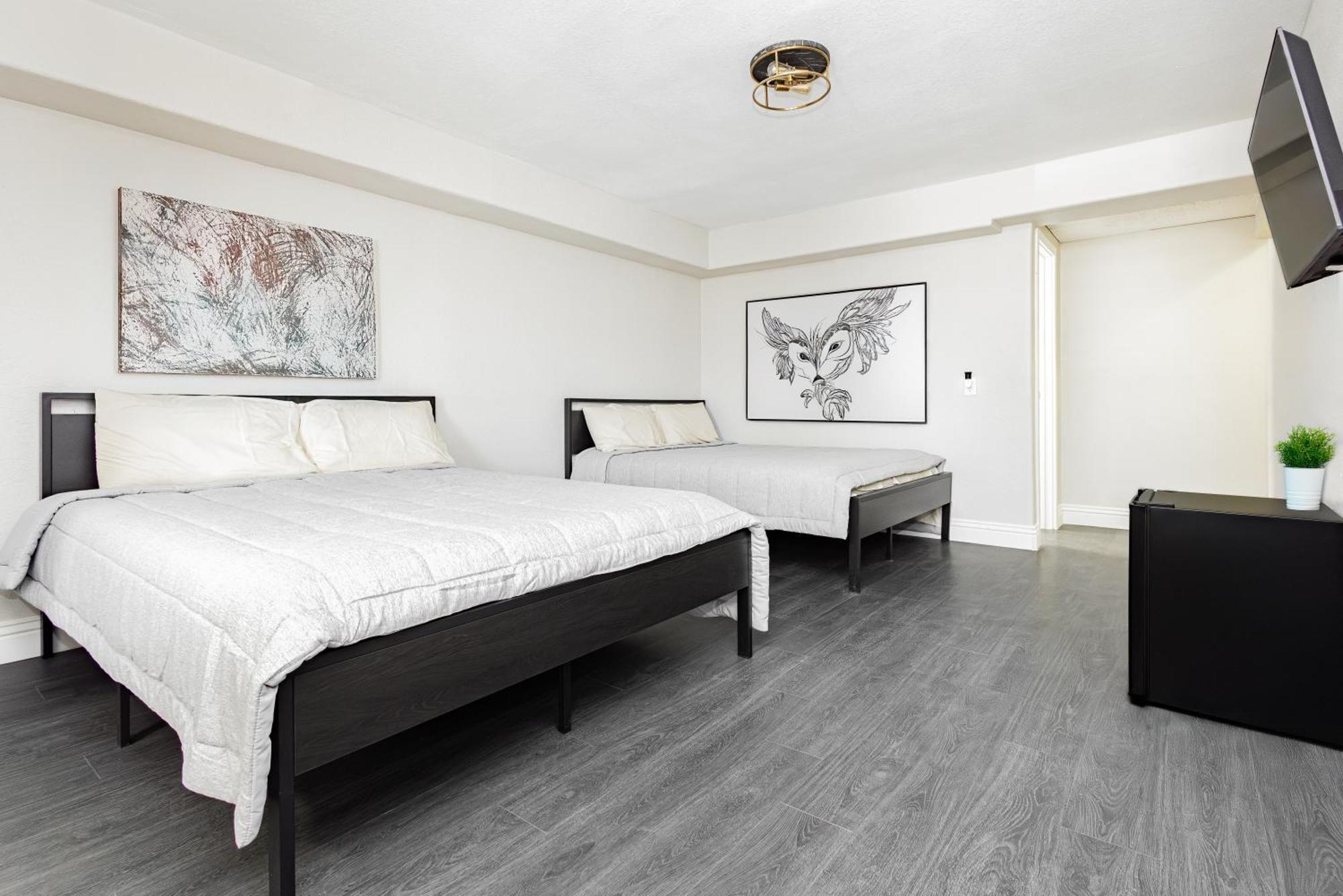 Queen Room with Two Queen Beds,1631389500:JPEG